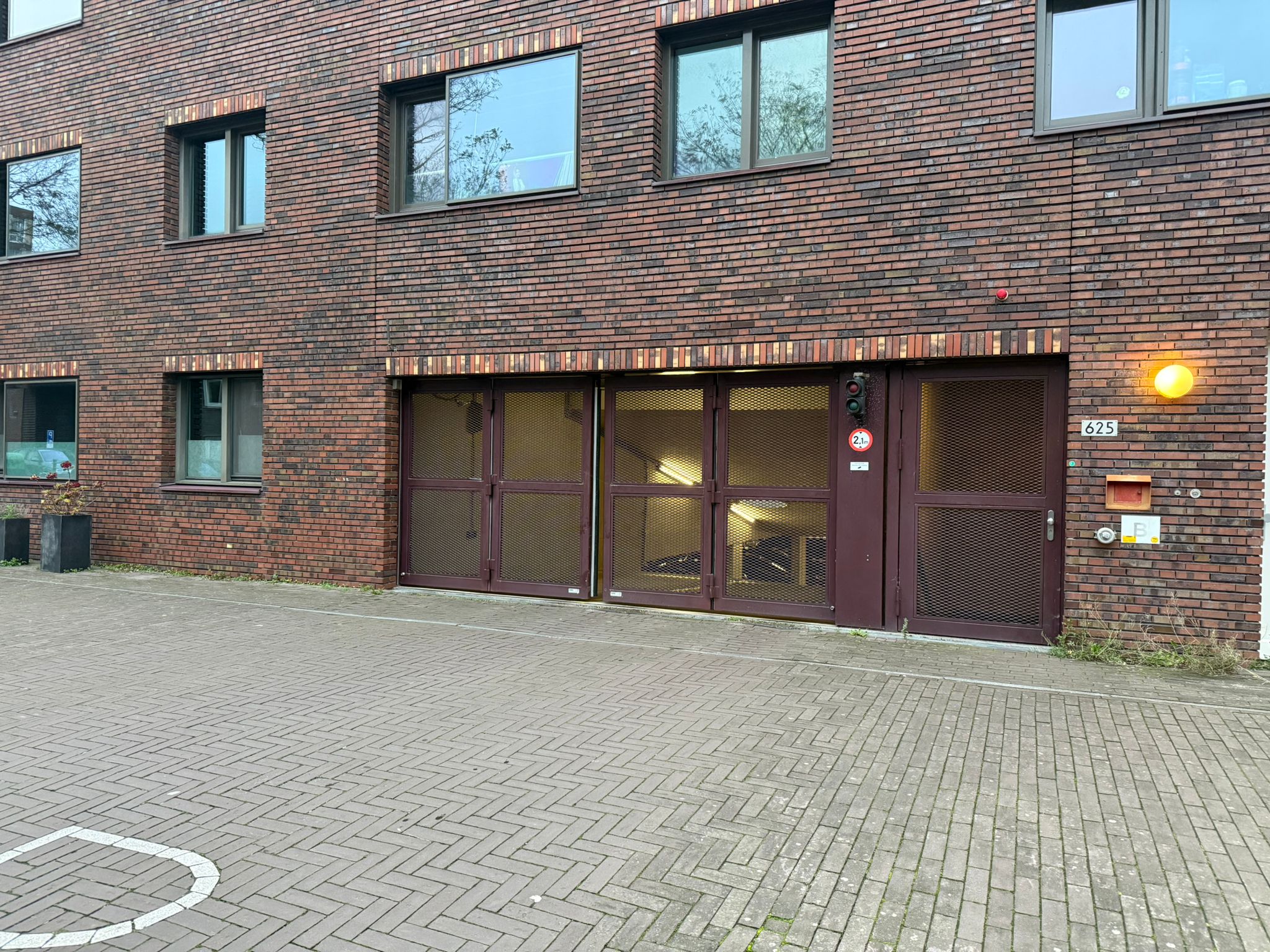 Annie Boshof 6 , 1087 LP Amsterdam 31